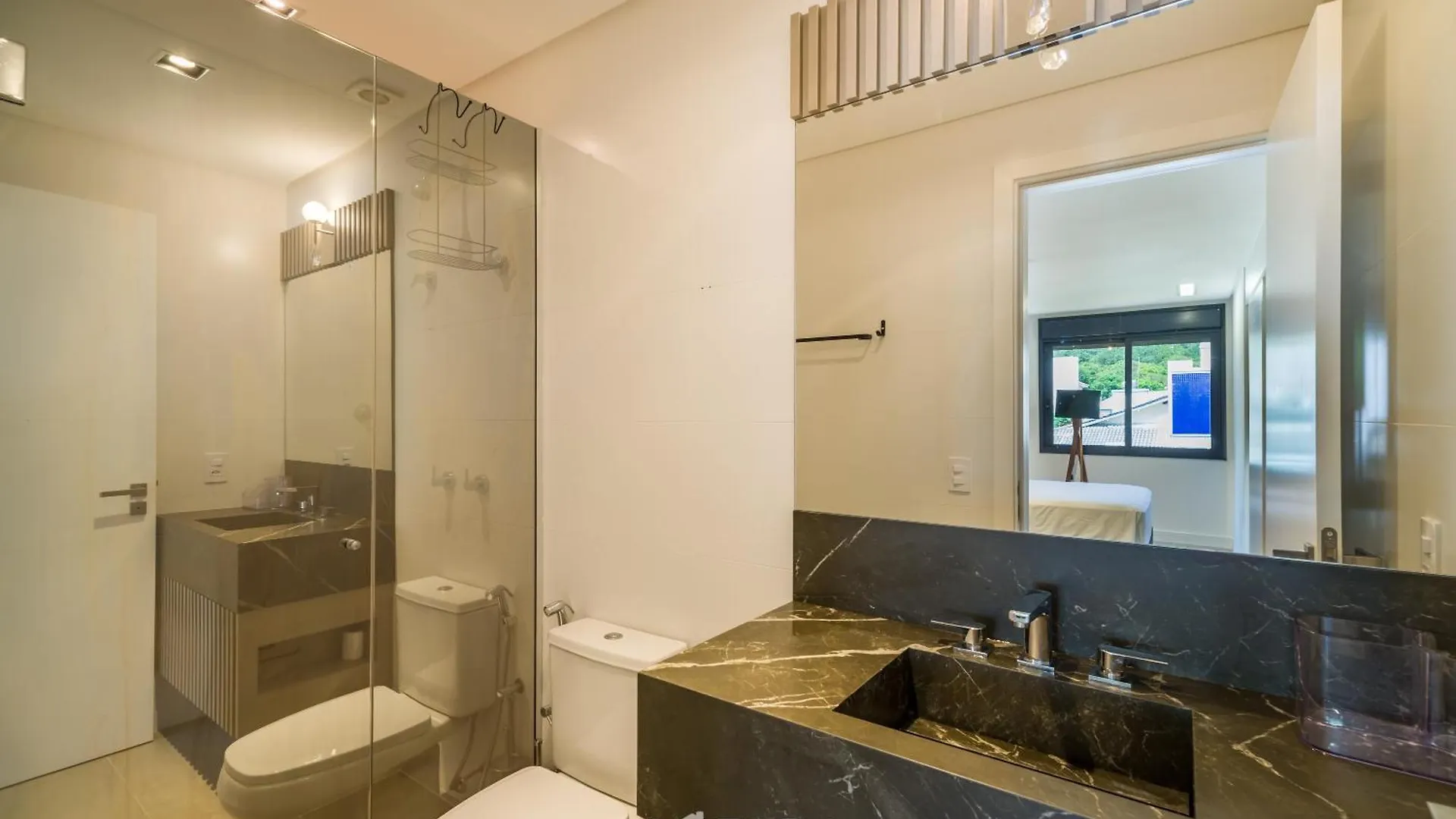 Jpr - Apartamentos A 260 Metros Da Praia Em Jurere Florianópolis 0*,